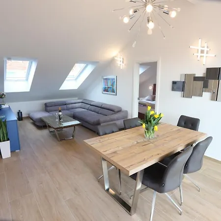 View Apartment Split